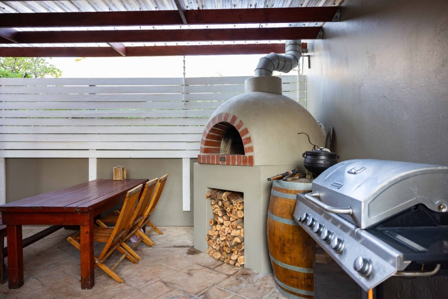 6 Bedroom Property for Sale in Muizenberg Western Cape